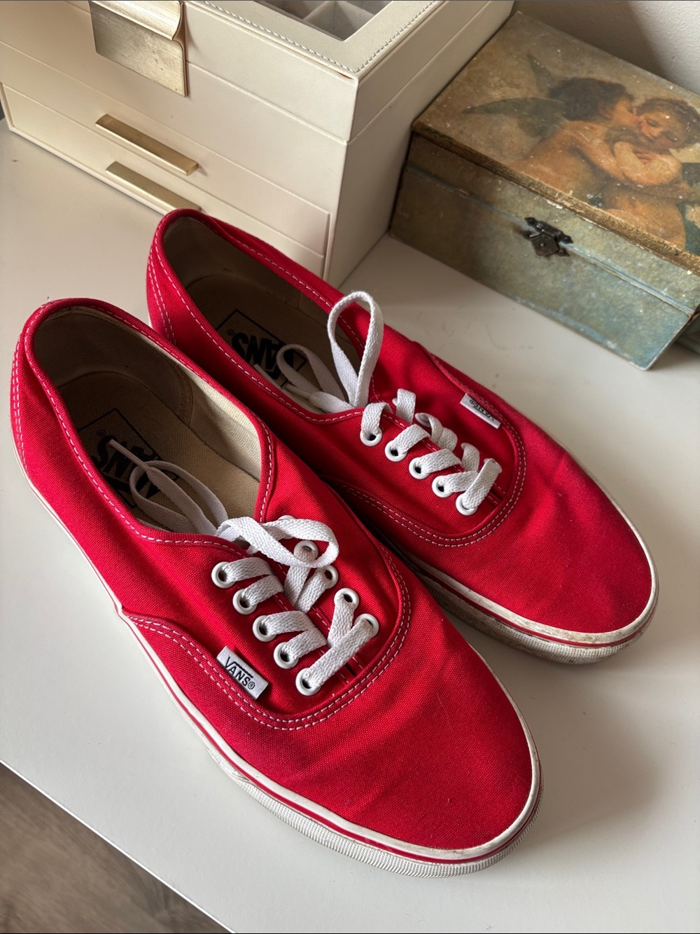 Vans Men’s Red Canvas Low-Top Sneakers with White Laces